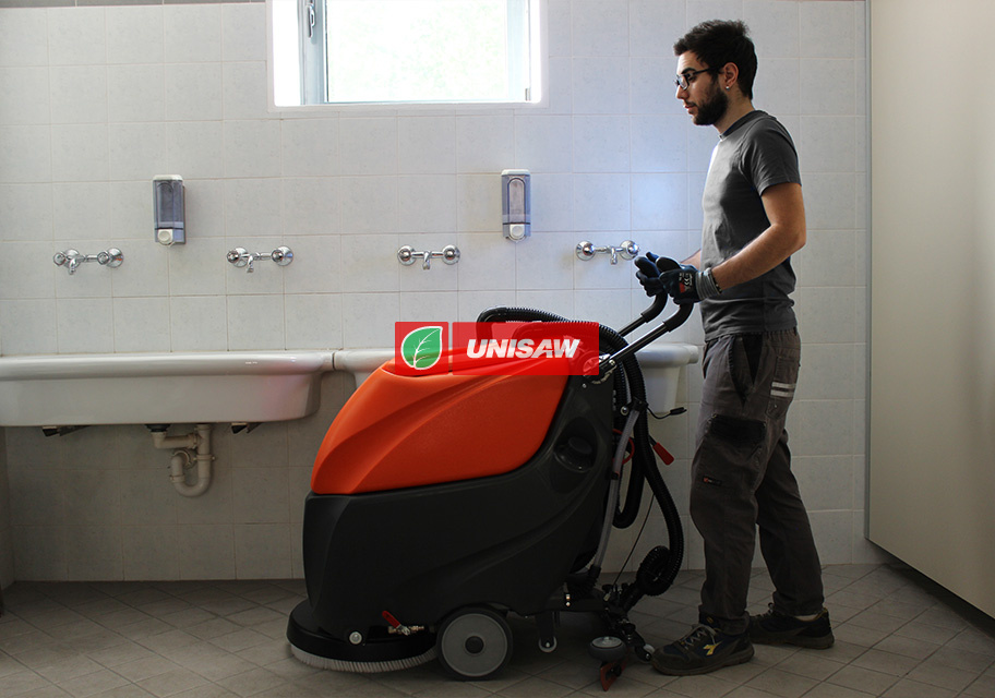 Поломоечная машина Grande Brio 55 BT Поломоечная машина Grande Brio 55 BT