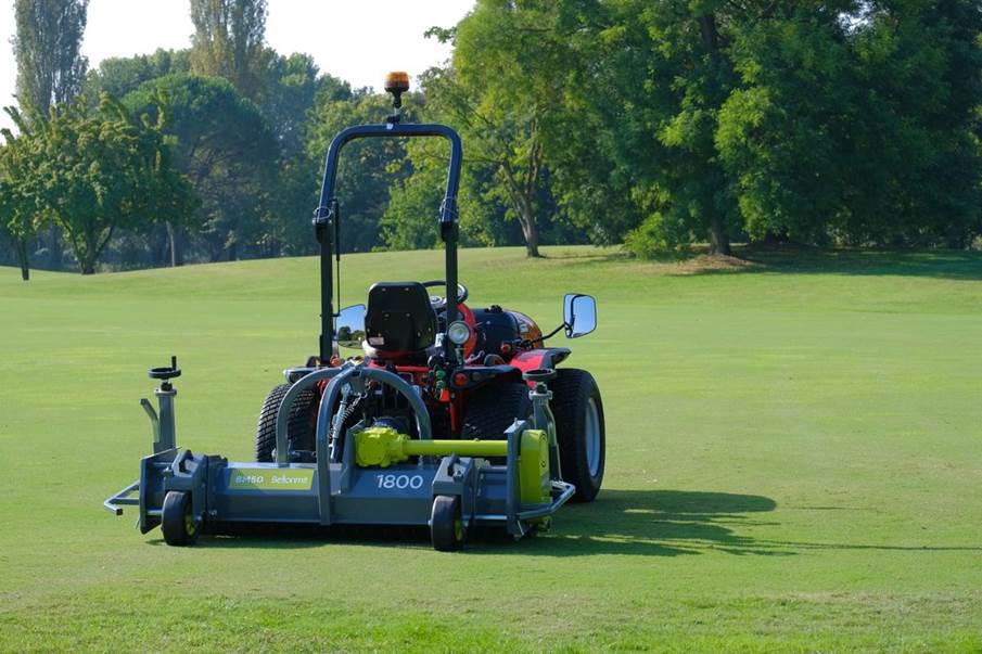 Скарификатор BM50 с фиксированными лезвиями Скарификатор BM50 с фиксированными лезвиями