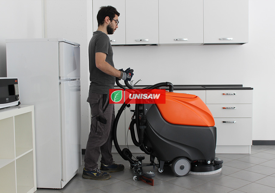 Поломоечная машина Grande Brio 55 BT Поломоечная машина Grande Brio 55 BT